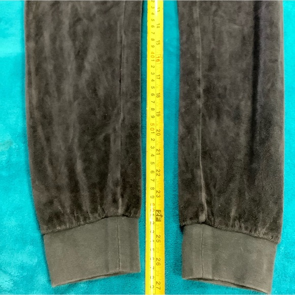 Juicy Couture Navy Blue Velour Tracksuit w/ Back Pockets - Picture 7 of 13